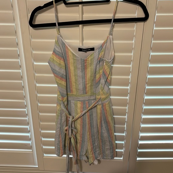 Rainbow romper with tie belt - Picture 1 of 3